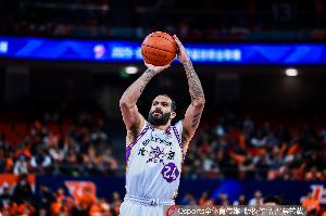 反击太凶！里勒半场7中5轻松拿下13分3助3断
