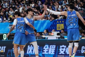 王仕鹏:主帅把球员笼络到一起再谈技战术 北京球员积极性更好了