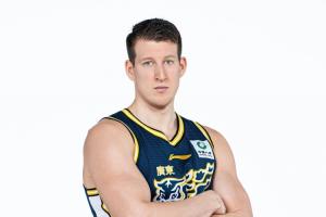 尽力了！博日奇6中4得17分5板3助 弗格8中5得17分10板2断